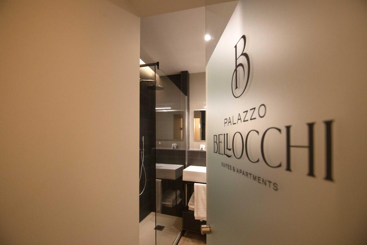 Palazzo Bellocchi - Suites & Apartments Brindisi Ngoại thất bức ảnh