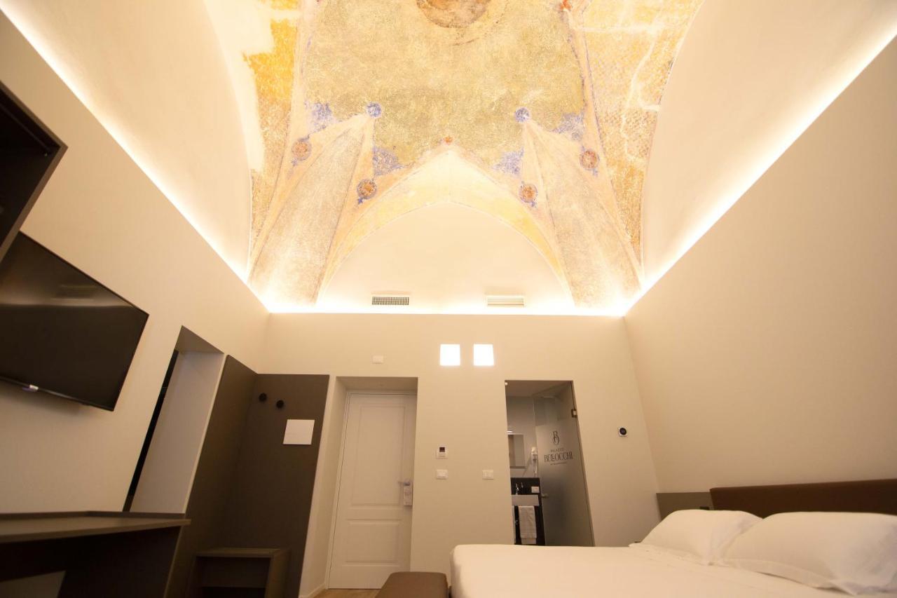 Palazzo Bellocchi - Suites & Apartments Brindisi Ngoại thất bức ảnh