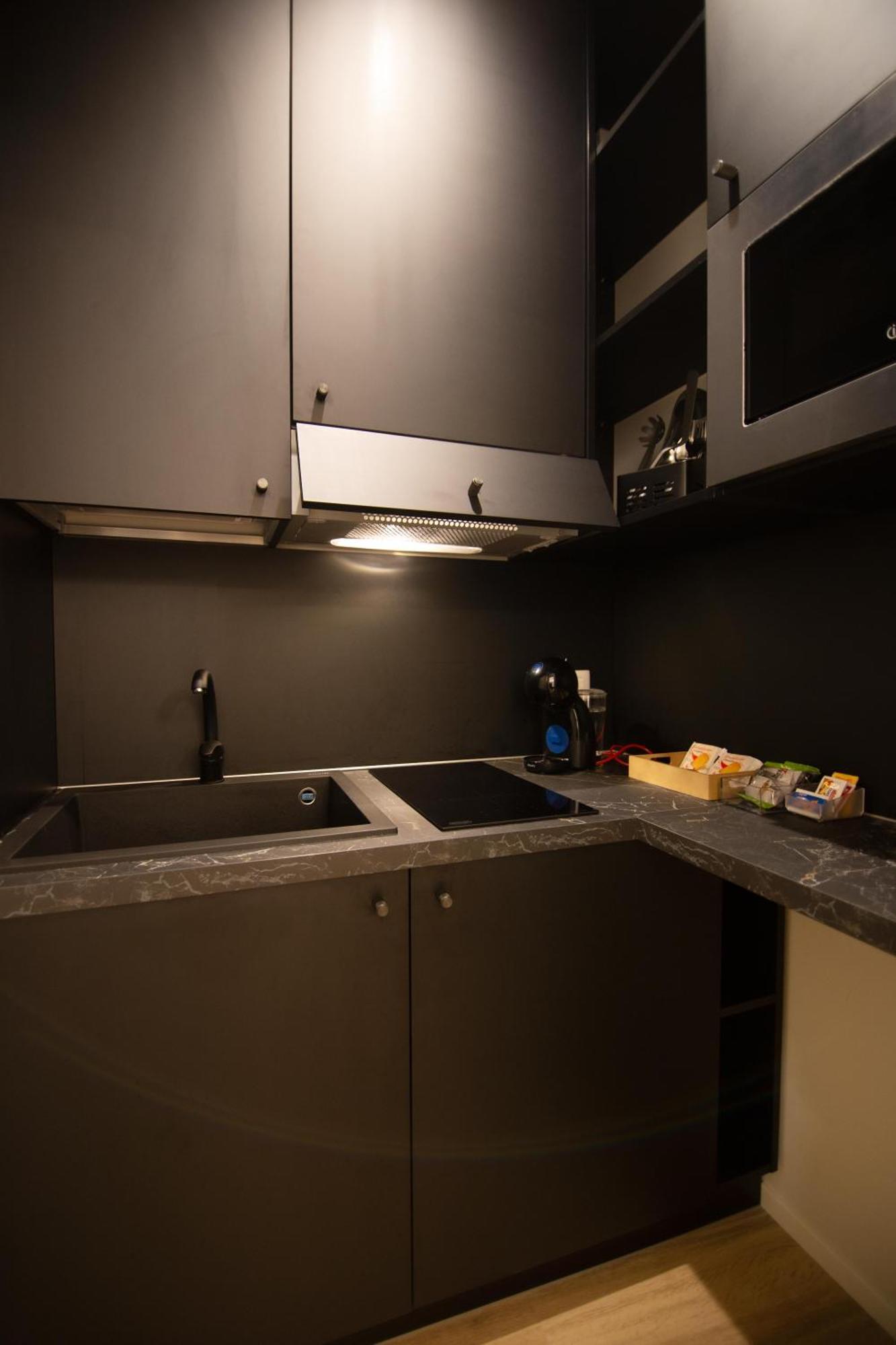 Palazzo Bellocchi - Suites & Apartments Brindisi Phòng bức ảnh